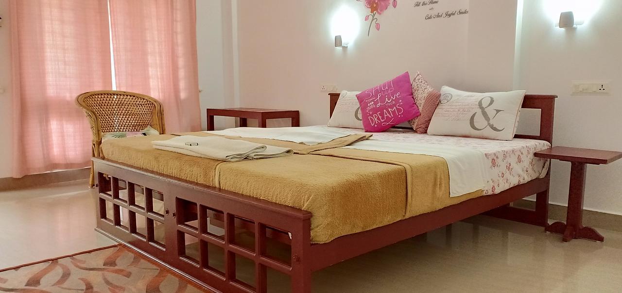 Periyar Inn Thekkady Exterior photo