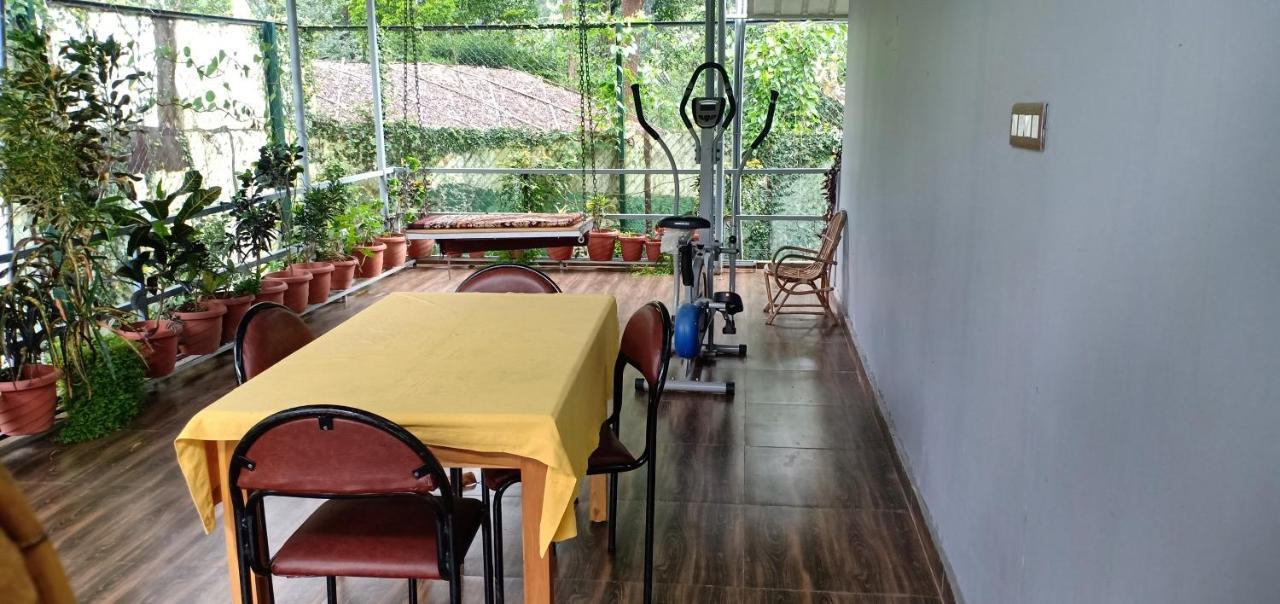 Periyar Inn Thekkady Exterior photo